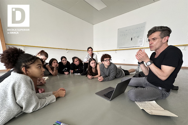 alunos em aula